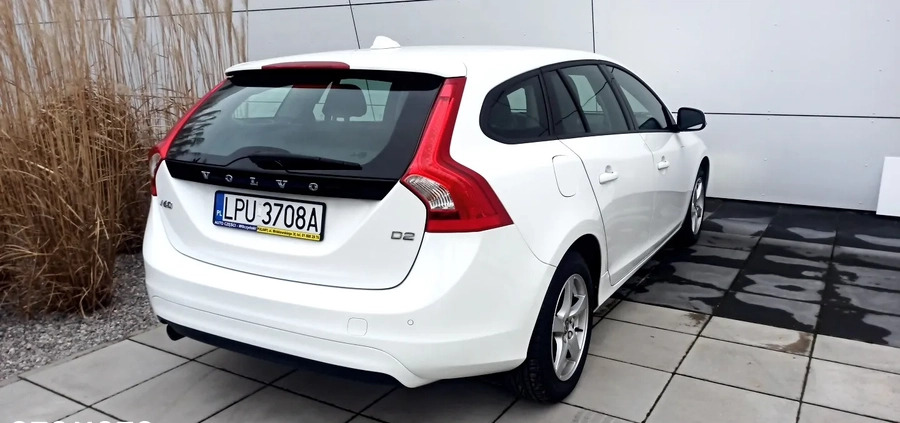 Volvo V60 cena 39900 przebieg: 270000, rok produkcji 2017 z Świebodzin małe 277